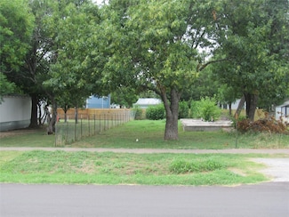 210 E E Carrie Manor St, Manor, TX 78653