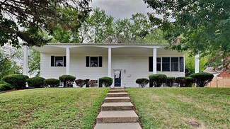 303 Wisconsin St, Excelsior Springs, MO 64024