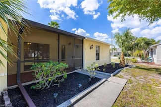1417 SW 51st Ln Unit 33, Cape Coral, FL 33914