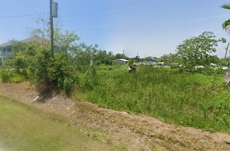 983 W Verdia Dr, Bolivar Peninsula, TX 77650