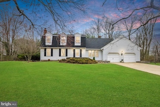 12 Sandy Ln, Ewing, NJ 08628