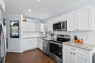 252 Legendary Cir, Palm Beach Gardens, FL 33418