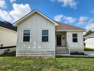 220 Trudeau Dr, Metairie, LA 70003