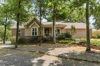 121 Rock Hill Rd, Fairfield Bay, AR 72088
