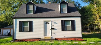 952 E 48th Place, Gary, IN 46409
