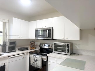 14240 SW 94th Cir Ln Unit 10332, Miami, FL 33186