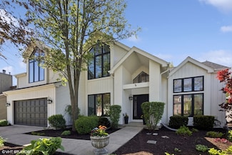 2116 Nachtman Ct, Wheaton, IL 60187