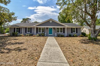 343 Sabra Dr, Wilmington, NC 28405