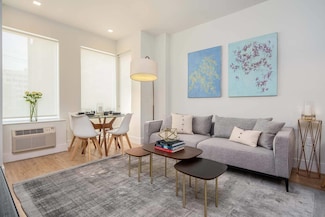 323 Pine St Unit 203, Jersey City, NJ 07304