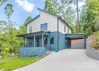 18 Winterhawk Dr, Arden, NC 28704
