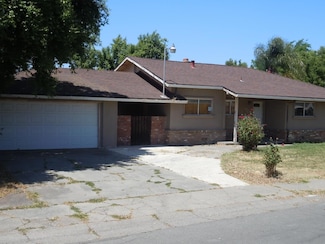 7100 20th St, Sacramento, CA 95822