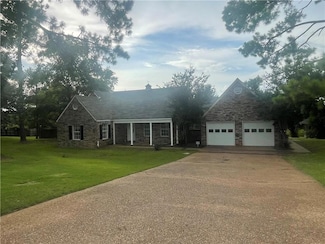 749 Fish Hatchery Rd, Natchitoches, LA 71457