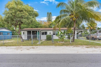 1755 NE 148th St, Miami, FL 33181