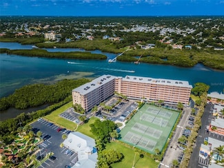 19451 Gulf Blvd Unit 505, Indian Shores, FL 33785