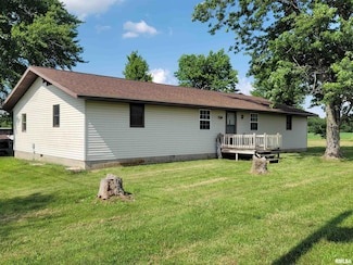 3993 Greenridge Rd, Alma, IL 62807