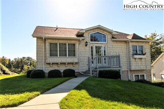 63 Mitchell River Ct, Roaring Gap, NC 28668