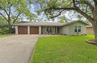 3206 Silverleaf Dr, Austin, TX 78757