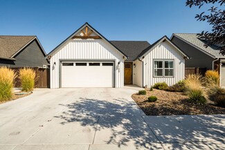 4119 SW Badger Ct, Redmond, OR 97756