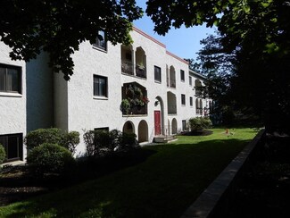 120 Fellsview Terrace Unit 124, Stoneham, MA 02180