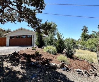 1680 C Ave, Terrebonne, OR 97760