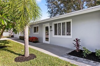 3550 14th St N, Naples, FL 34103