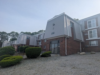300 Smithfield Rd Unit P2-2, North Providence, RI 02904