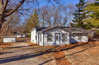 4302 SE 16th St, Des Moines, IA 50320