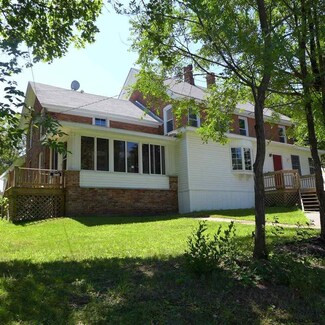 214 Palmer Ave, Corinth, NY 12822