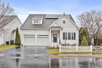 1 Martha Ln Unit 1, Acton, MA 01720
