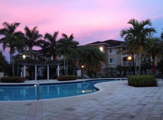 6458 Emerald Dunes Dr Unit 303, West Palm Beach, FL 33411