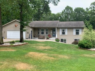 460 Stevenscott Dr, Muskegon, MI 49442