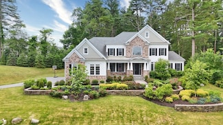 9 Schaffner Ln, Dover, MA 02030