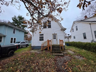 1412 E Alcott St, Kalamazoo, MI 49001