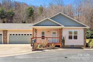 269 February Ln, Waynesville, NC 28785