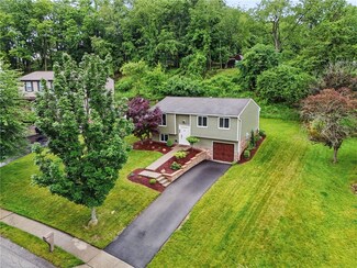 450 Limestone Dr, Bethel Park, PA 15102