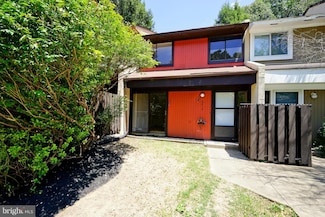 2215 Coppersmith Square, Reston, VA 20191