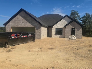 4000 Creek Top, Bauxite, AR 72011