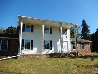 14315 Orrville St NW, North Lawrence, OH 44666
