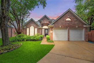 15302 Amesbury Ln, Sugar Land, TX 77478