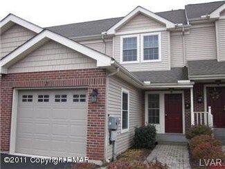 21 Oak Leaf Ln, East Stroudsburg, PA 18301