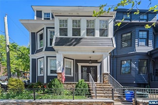 56 Highwood Terrace Unit 1, Weehawken, NJ 07086