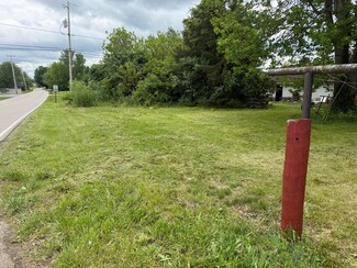 1913 Lake Rd, Medway, OH 45341