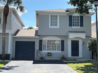 6005 N Golden Beauty Ln, Tamarac, FL 33321