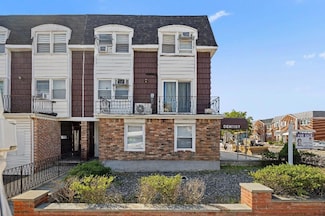 214-04 18th Ave, Bayside, NY 11360