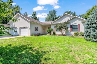 103 Hagan Ct, Taylorville, IL 62568