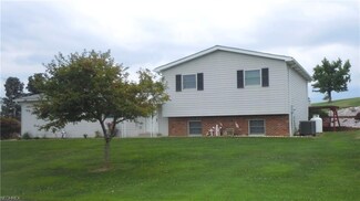 22 Tomlinson Rd, Adena, OH 43901