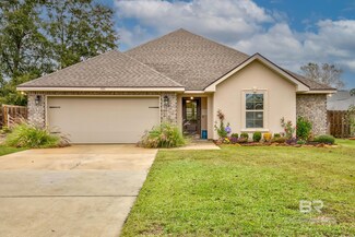 503 E Shriver Ave, Summerdale, AL 36580