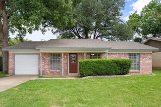 2921 David Ln, Arlington, TX 76013