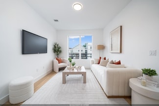 649 38th St Unit 409, Union City, NJ 07087