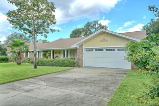 105 Queens Cir, Panama City, FL 32405